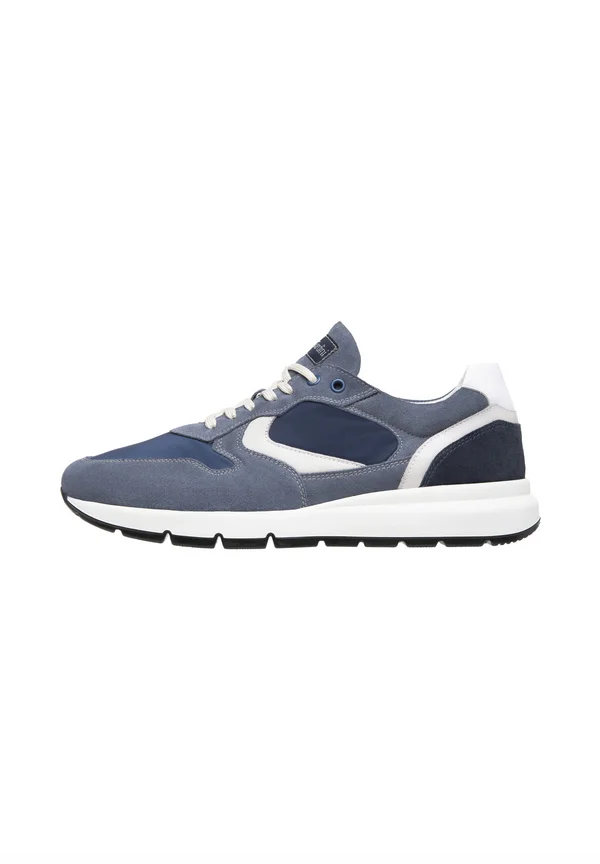 Sneaker low - avio