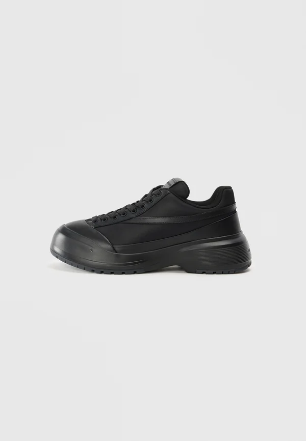 Sneaker low - black