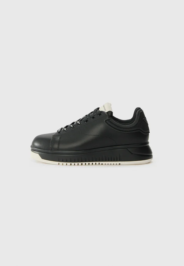 Sneaker low - black