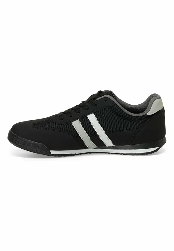 Sneaker low - black