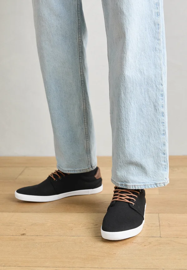 Sneaker low - black