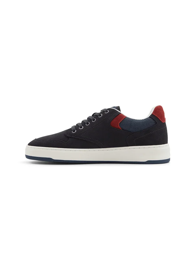 Sneaker low - blk