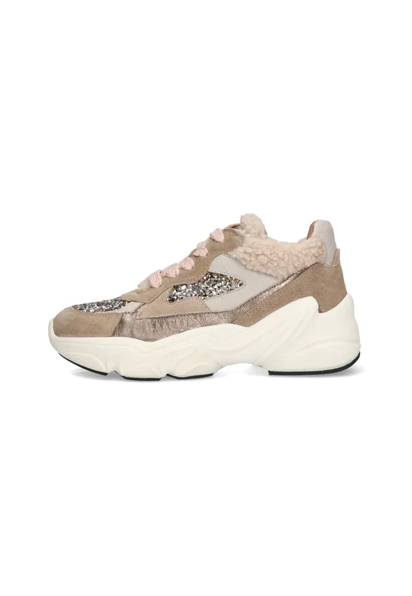 Sneaker low - bruin