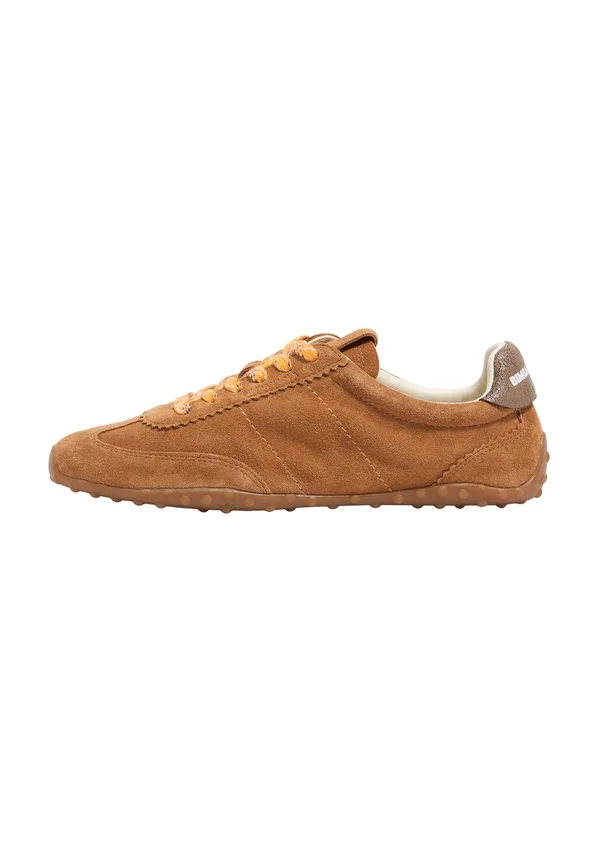 Sneaker low - castaña