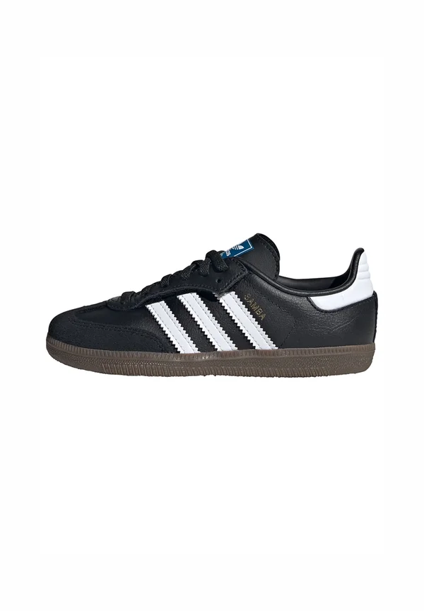 Sneaker low - core black cloud white gum
