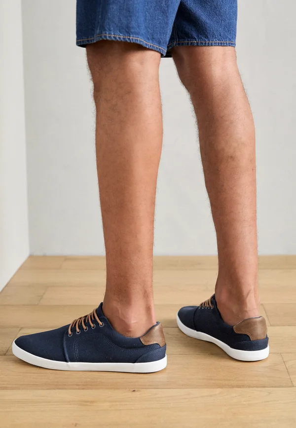 Sneaker low - dark blue