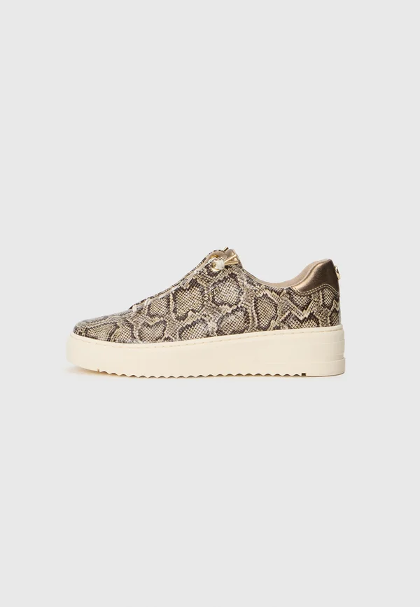 Sneaker low - dune structure