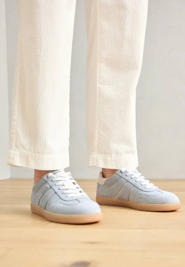 Sneaker low - light blue