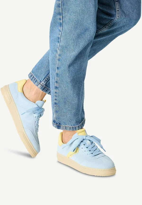 Sneaker low - light blue