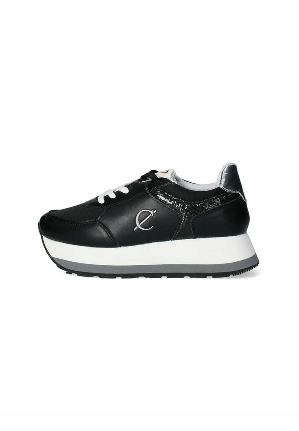 Sneaker low - nero