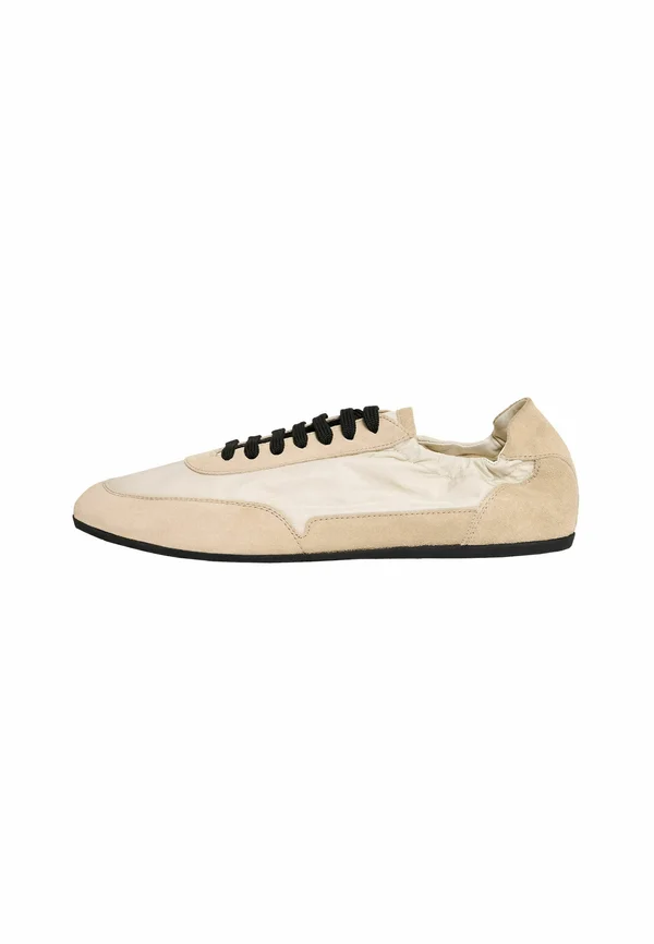 Sneaker low - off white - nylon
