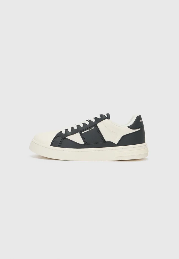 Sneaker low - off white/set set