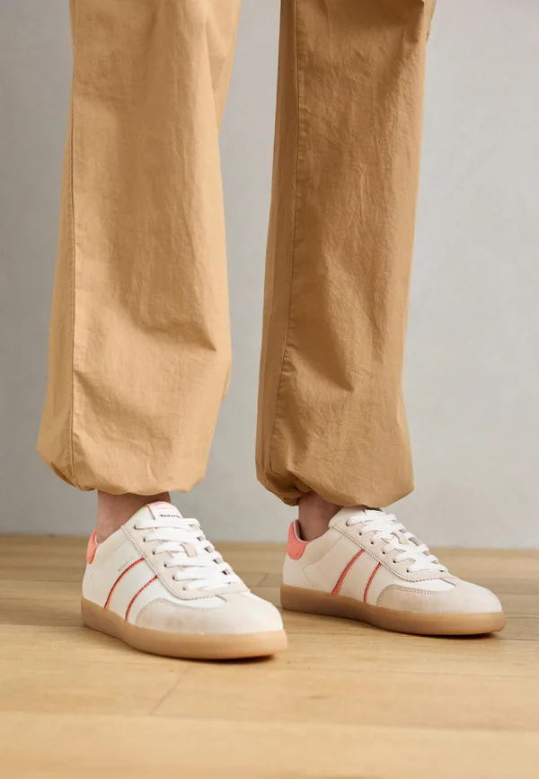 Sneaker low - peach