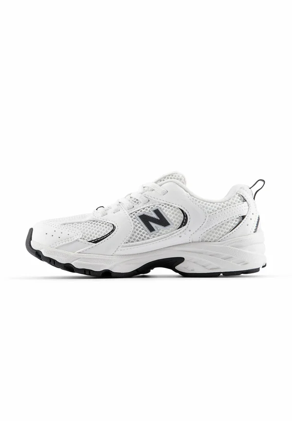 Sneaker low - reflection black cement