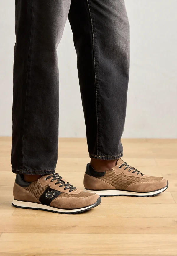 Sneaker low - sand