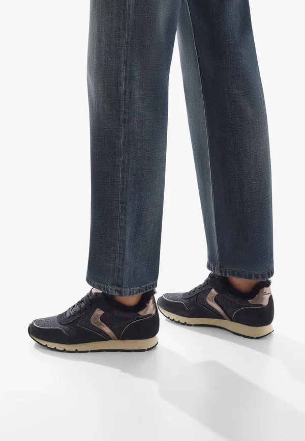 Sneaker low - schwarz