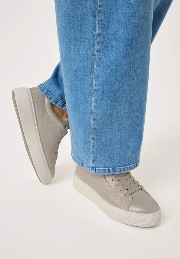 SNEAKER LOW - Sneaker low - champagne