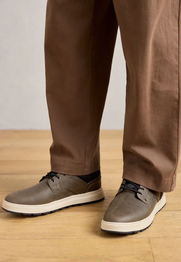 Sneaker low - taupe comb
