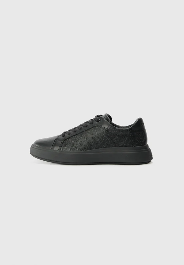 Sneaker low - triple black