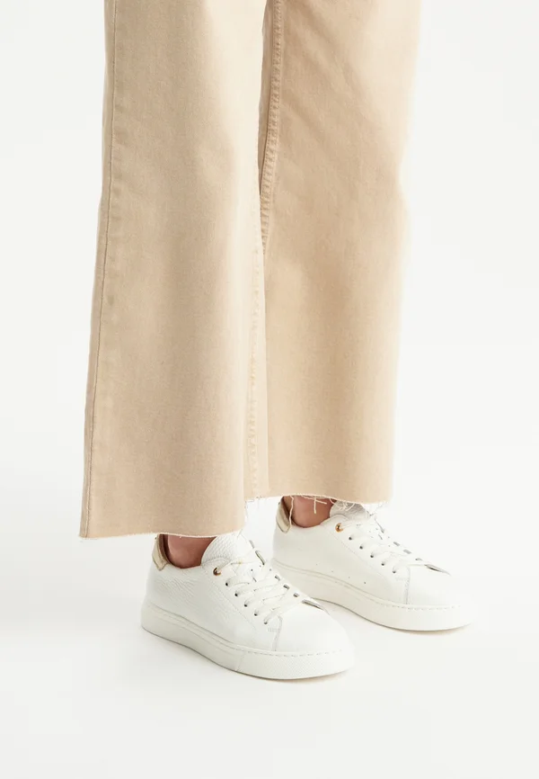 Sneaker low - white