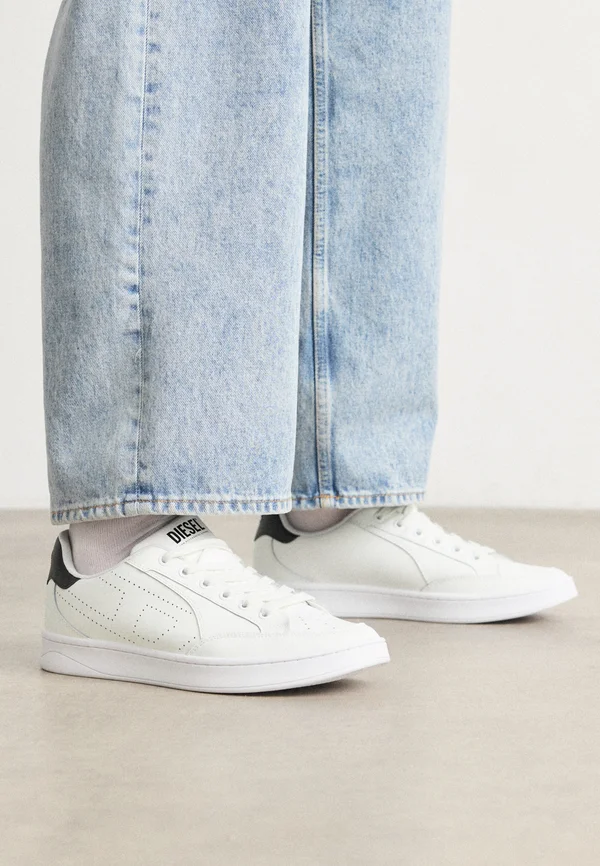 Sneaker low - white/black