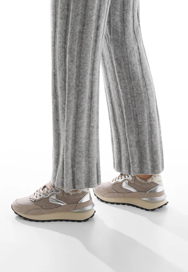 SNEAKER - Sneaker low - beige-