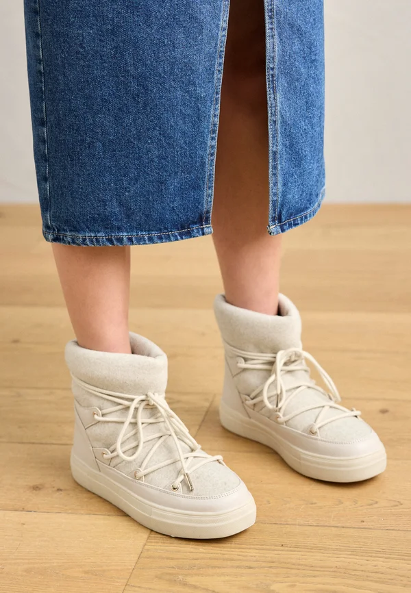 Snowboot/Winterstiefel - beige