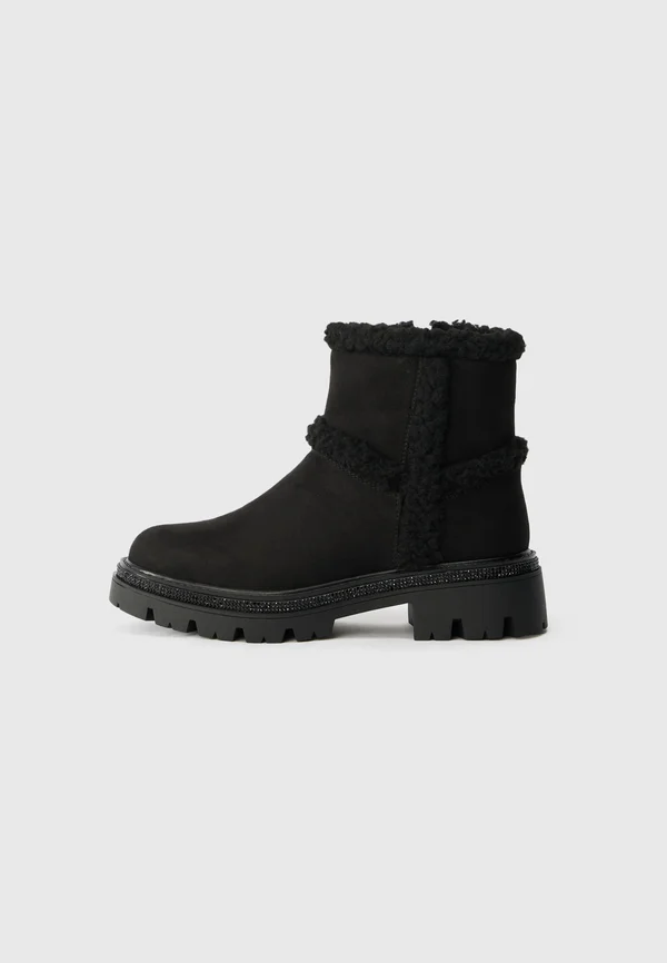 Snowboot/Winterstiefel - black