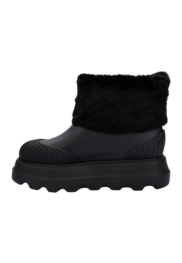 Snowboot/Winterstiefel - black
