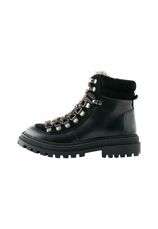 Snowboot/Winterstiefel - black