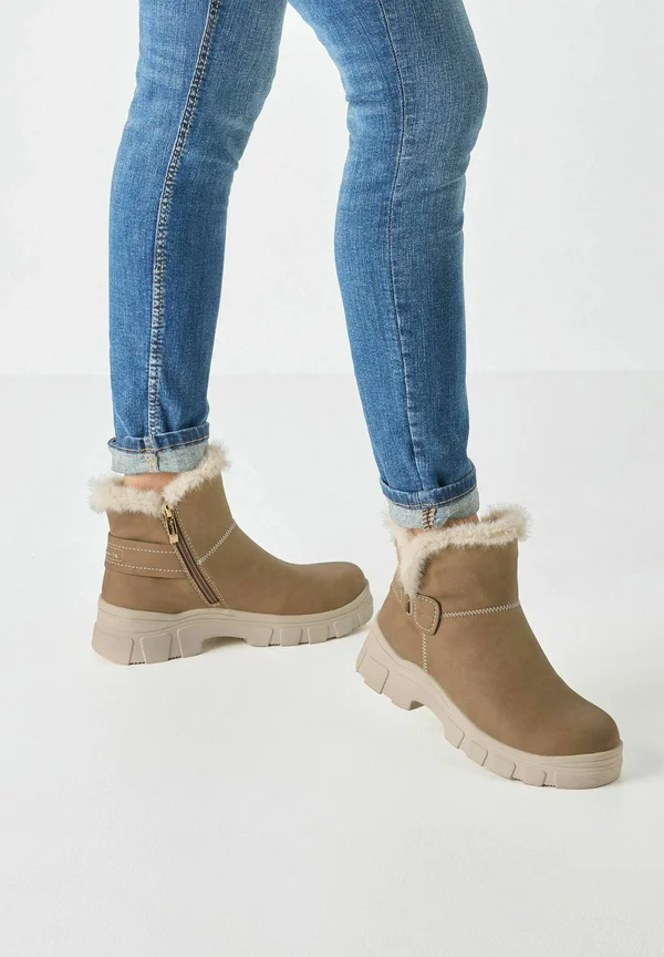 Snowboot/Winterstiefel - camel