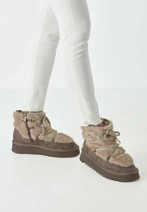 Snowboot/Winterstiefel - taupe