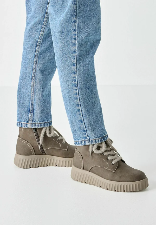 Snowboot/Winterstiefel - taupe