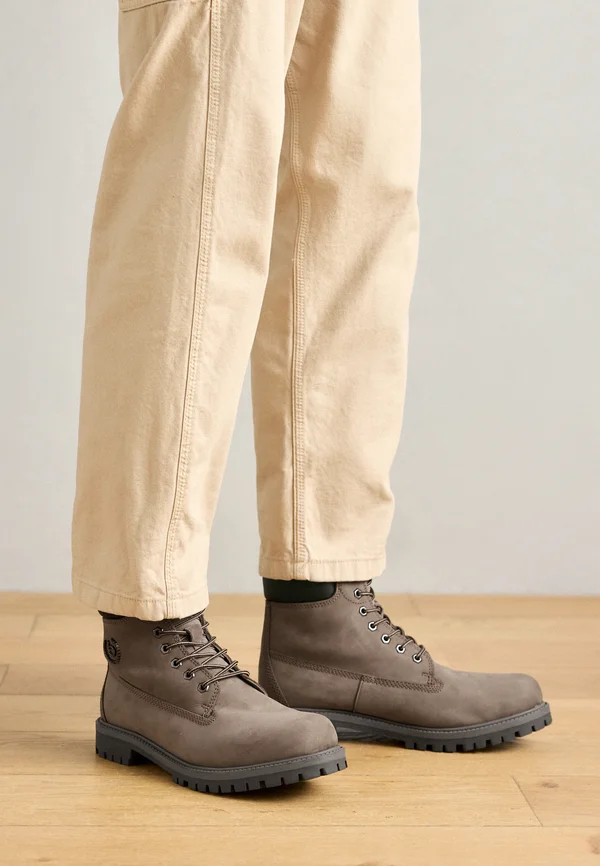 Snowboot/Winterstiefel - taupe/black