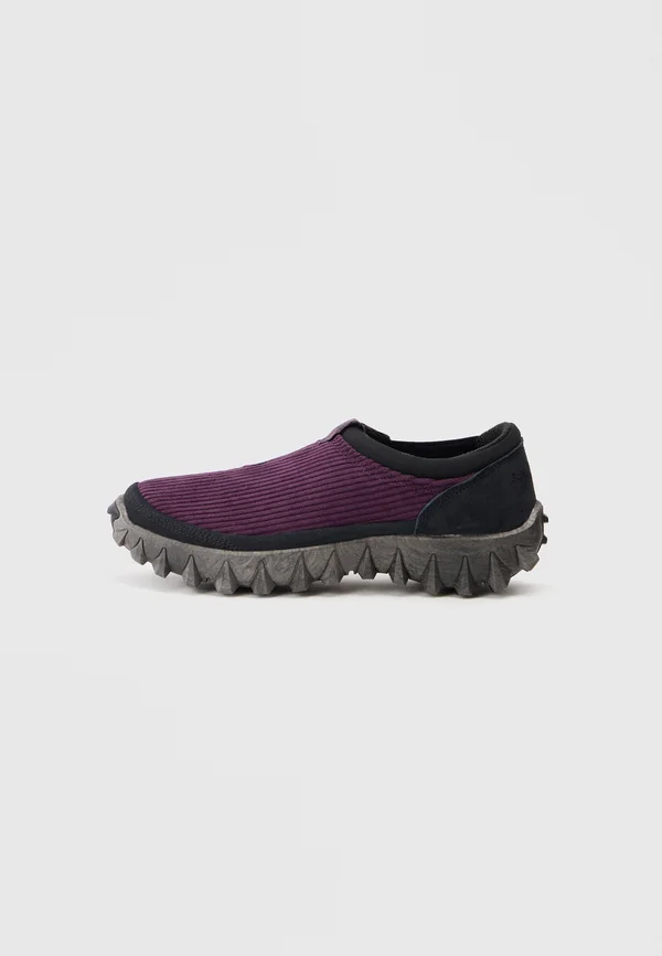 SNOWCLOG CORDUROY UNISEX - Sneaker low - plum perfect/black