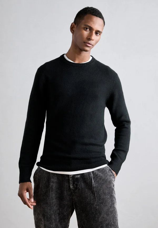 SOFT REGULAR FIT SWEATER - Strickpullover - black