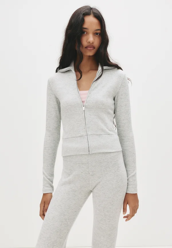 SOFT TOUCH - Strickjacke - grey