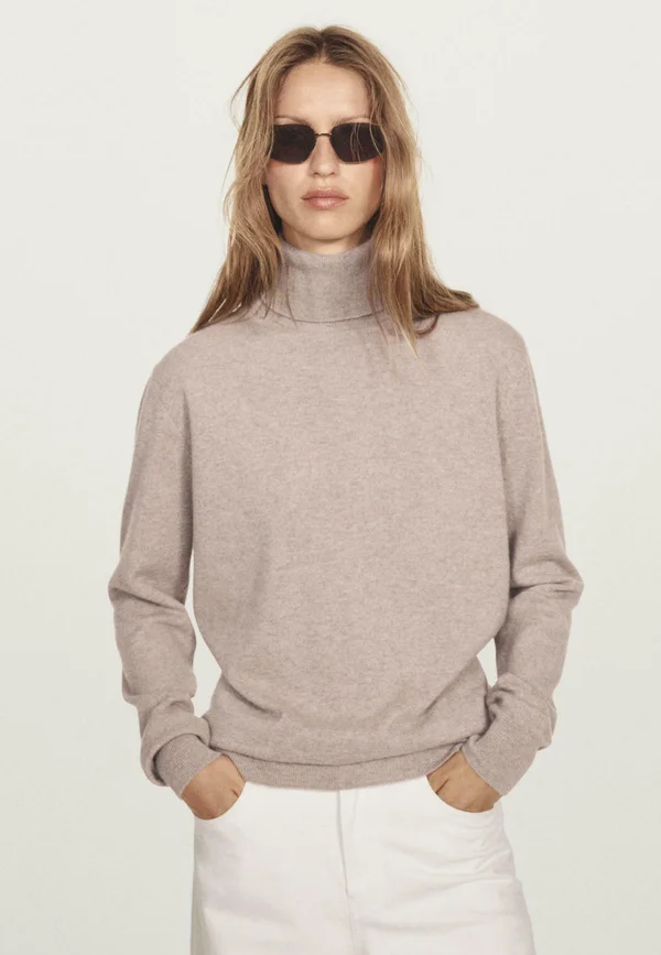 SOFT TURTLENECK WITH LONG SLEEVE - Strickpullover - beige