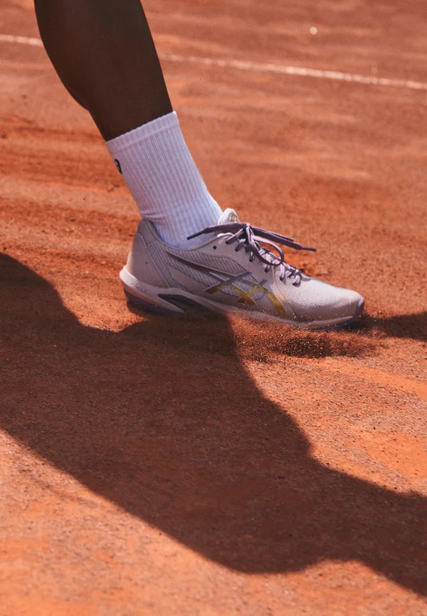 SOLUTION SWIFT 2 - Padel-Schuhe - neutral pink/pure gold