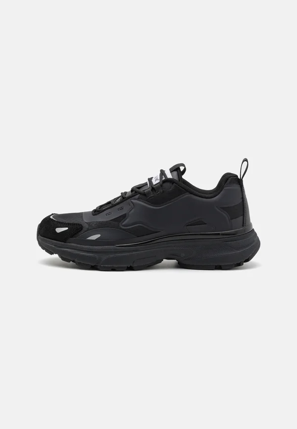 SORA RUNNERS - Sneaker low - black