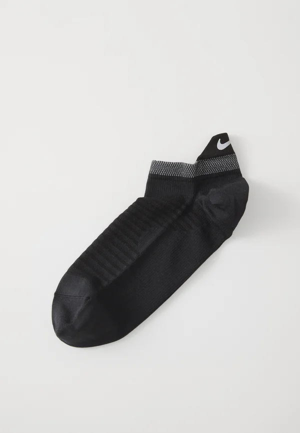 SPARK UNISEX - Sportsocken - black/reflect silver