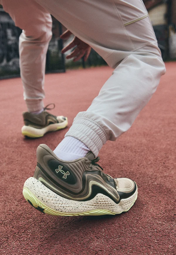 SPAWN 6 MID - Basketballschuh - taupe dusk/black/retro green