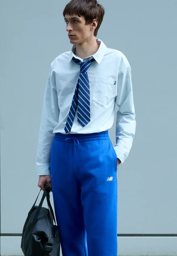 SPORT ESSENTIALS JOGGER - Jogginghose - blue