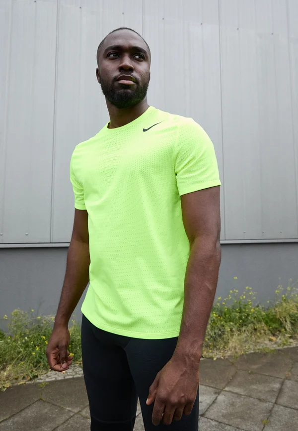 Sport T-Shirt - volt