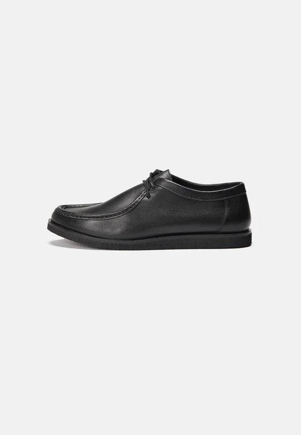 Sportlicher Schnürer - black