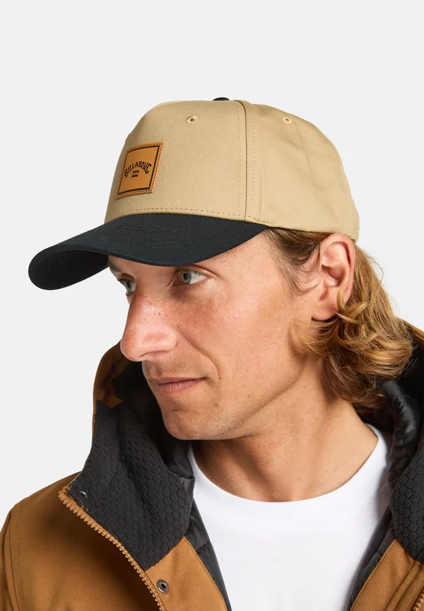 STACKED - SNAPBACK - Cap - grv