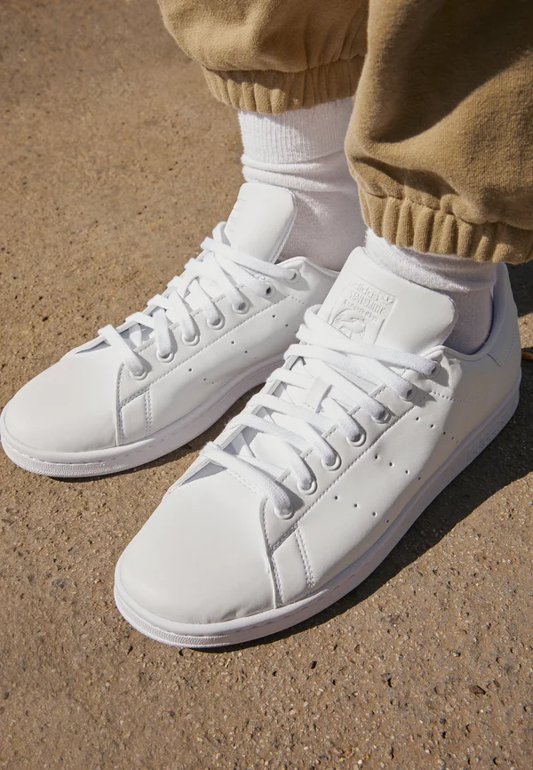STAN SMITH UNISEX - Sneaker low - white