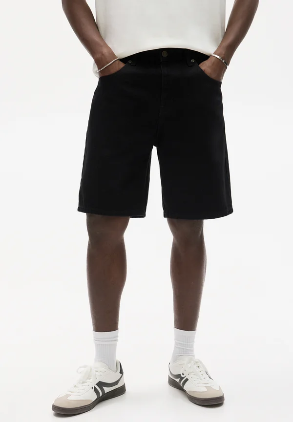 STANDARD - BERMUDA - Jeans Shorts - black