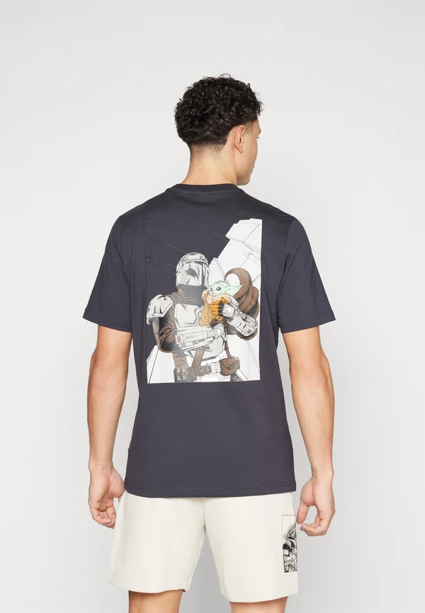 STAR WARS™ THE MANDALORIAN™ REGULAR FIT BACK GRAPHIC - T-Shirt print - night grey