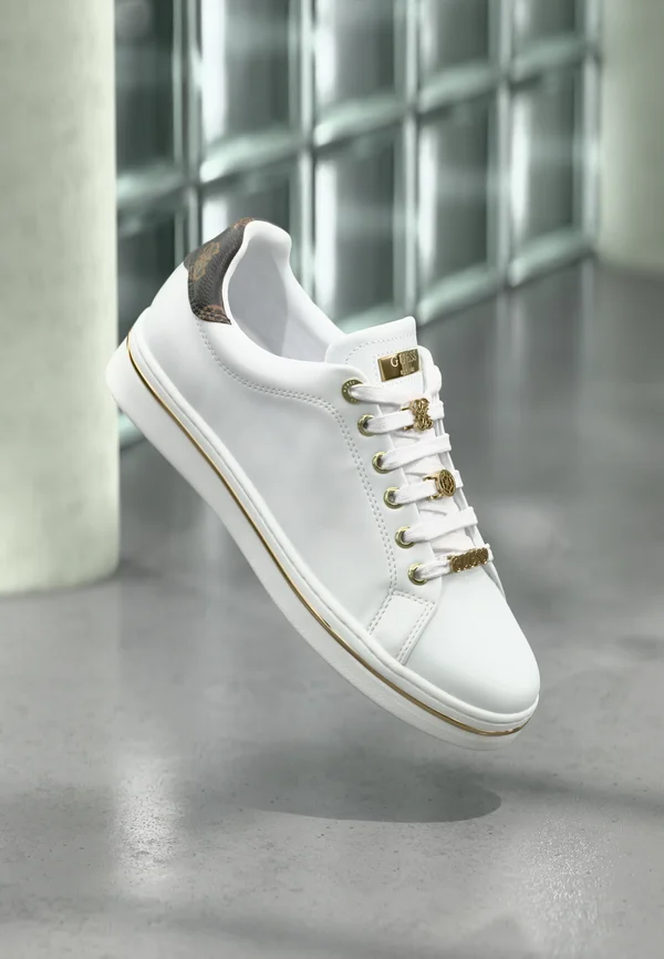STASEY - Sneaker low - white